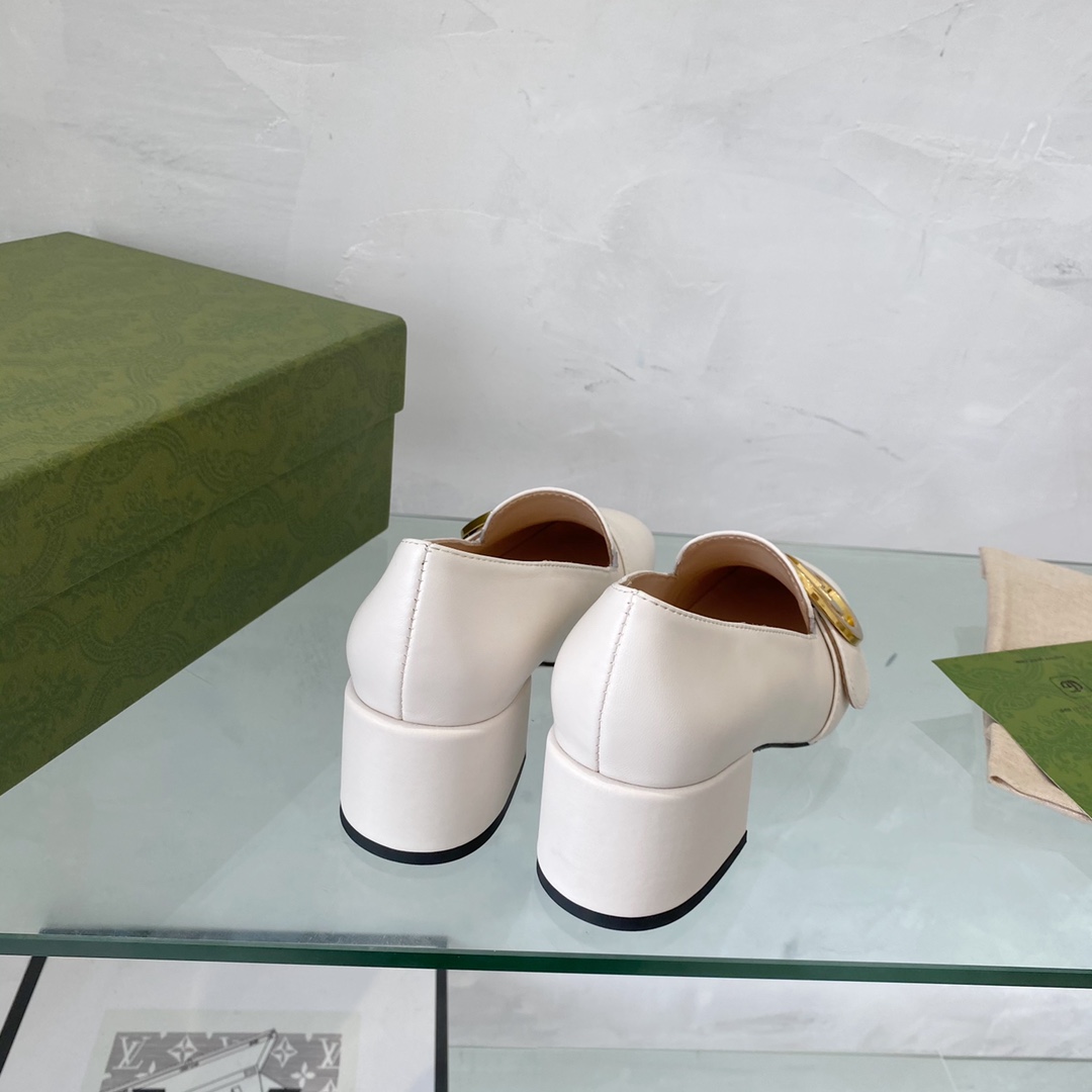 Gucci Women Blonde Mid-Heel Pump White Leather Round Interlocking G