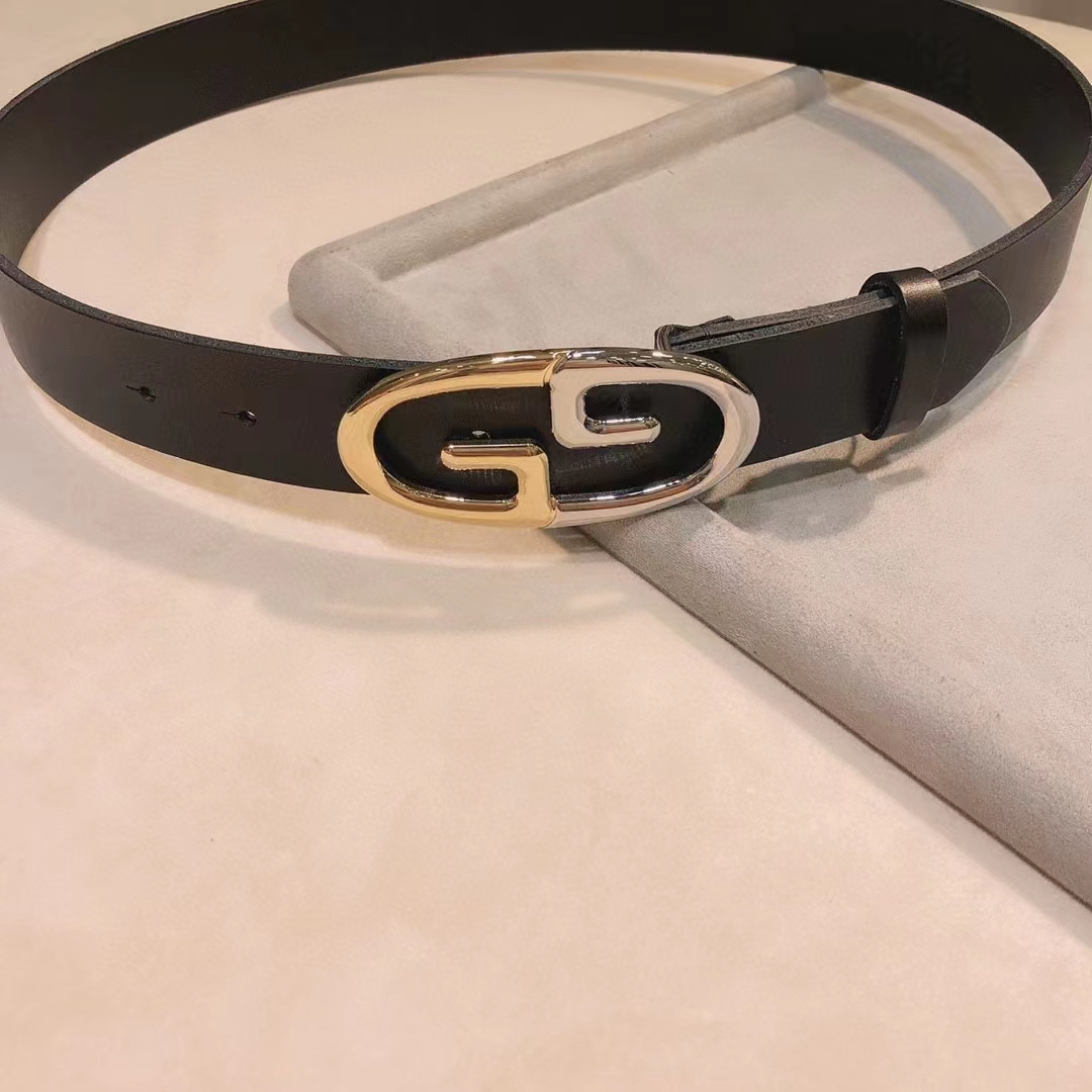 Gucci Unisex Belt Two-Toned Metal GG Buckle Black Leather 3.3 CM Width