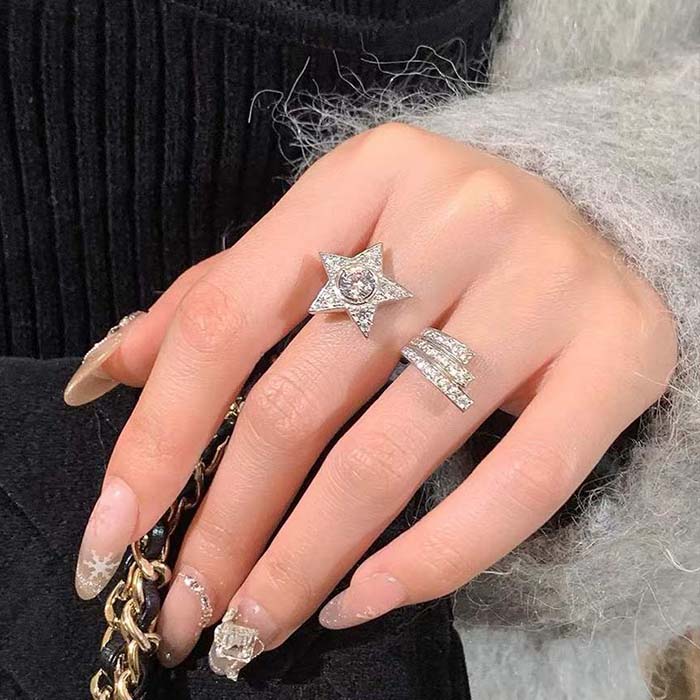 Chanel Women CC Comete 1932 Ring 18K White Gold Diamonds