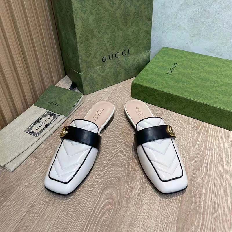 Gucci Women GG Slipper Double G White Leather Matelassé Chevron Insert