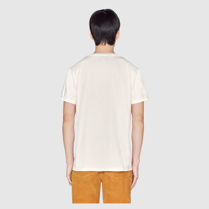 Gucci Men Oversize T-Shirt with Gucci Logo and Rabbit-Beige