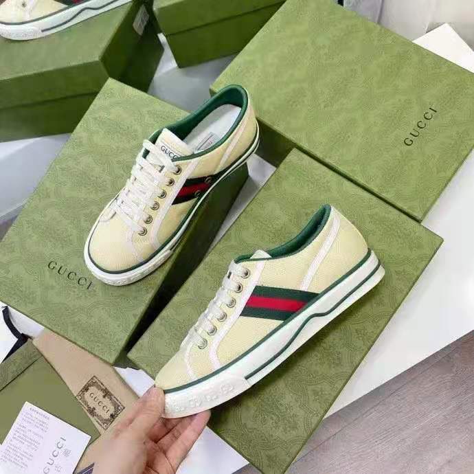 Gucci GG Unisex Gucci Tennis 1977 Sneaker Butter Cotton Green and Red Web