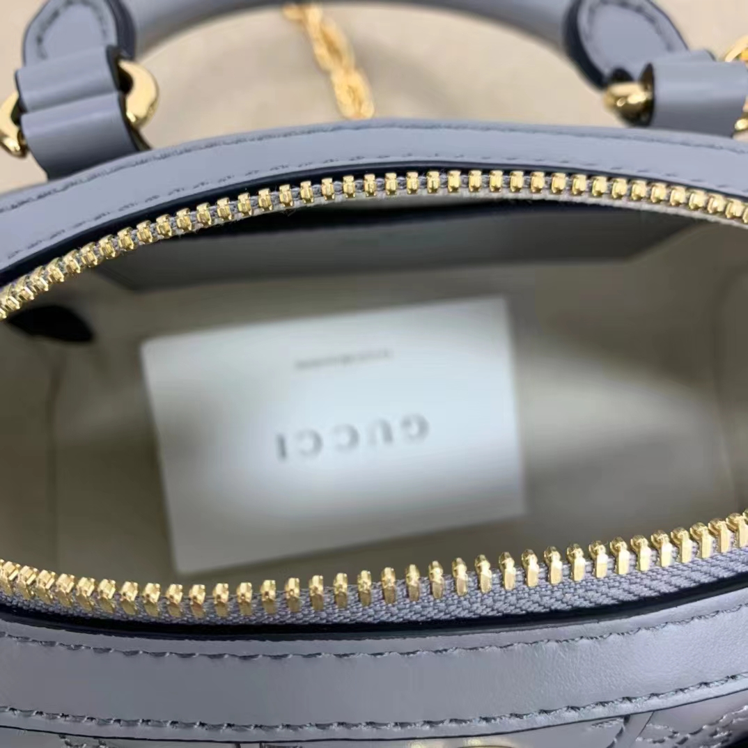 Gucci Women GG Matelassé Leather Top Handle Bag Dusty Grey Double G