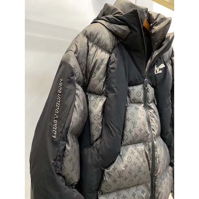Louis Vuitton Men LV 2054 Heat Reactive Puffer Polyester Anthracite Regular Fit