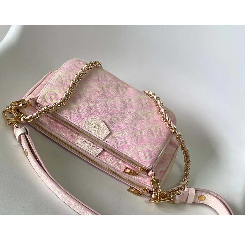 Louis Vuitton LV Women Multi Pochette Accessoires Pink Sprayed Embossed Grained Cowhide