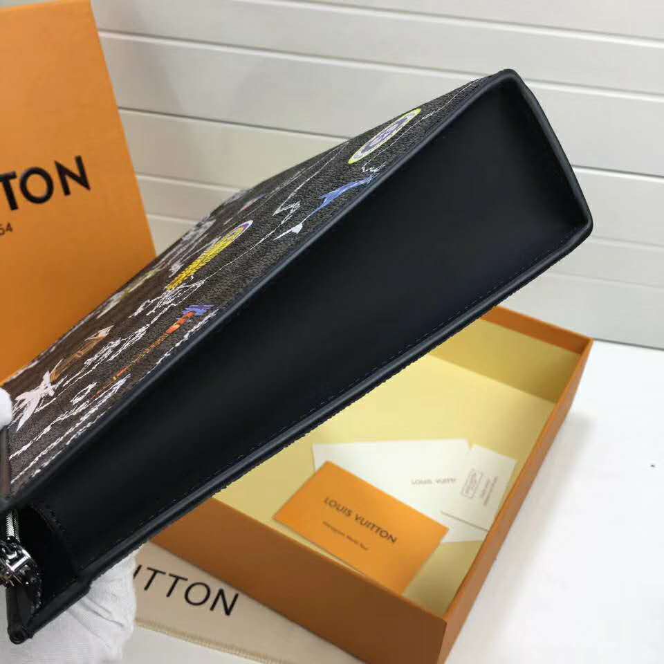 Louis Vuitton LV Unisex Pochette Voyage MM Bag in Damier Graphite Coated Canvas-Grey