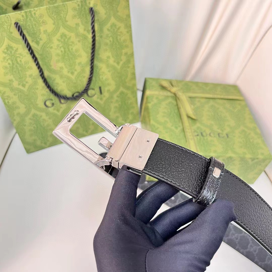 Gucci Unisex Reversible Belt Square G Buckle Black GG Supreme Canvas Reverses Leather