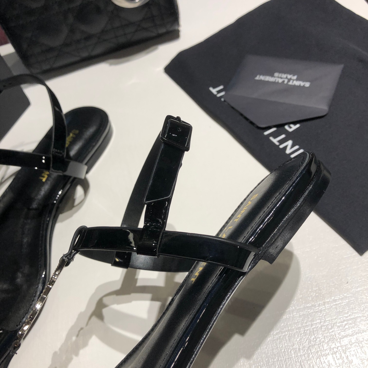 24 New Letter crystal diamond buckle flat thong sandals XC0424052804