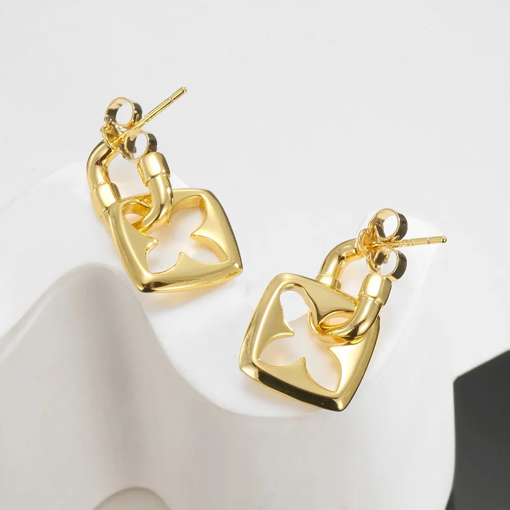 Louis Vuitton Women LV Puffygram Earrings M01174