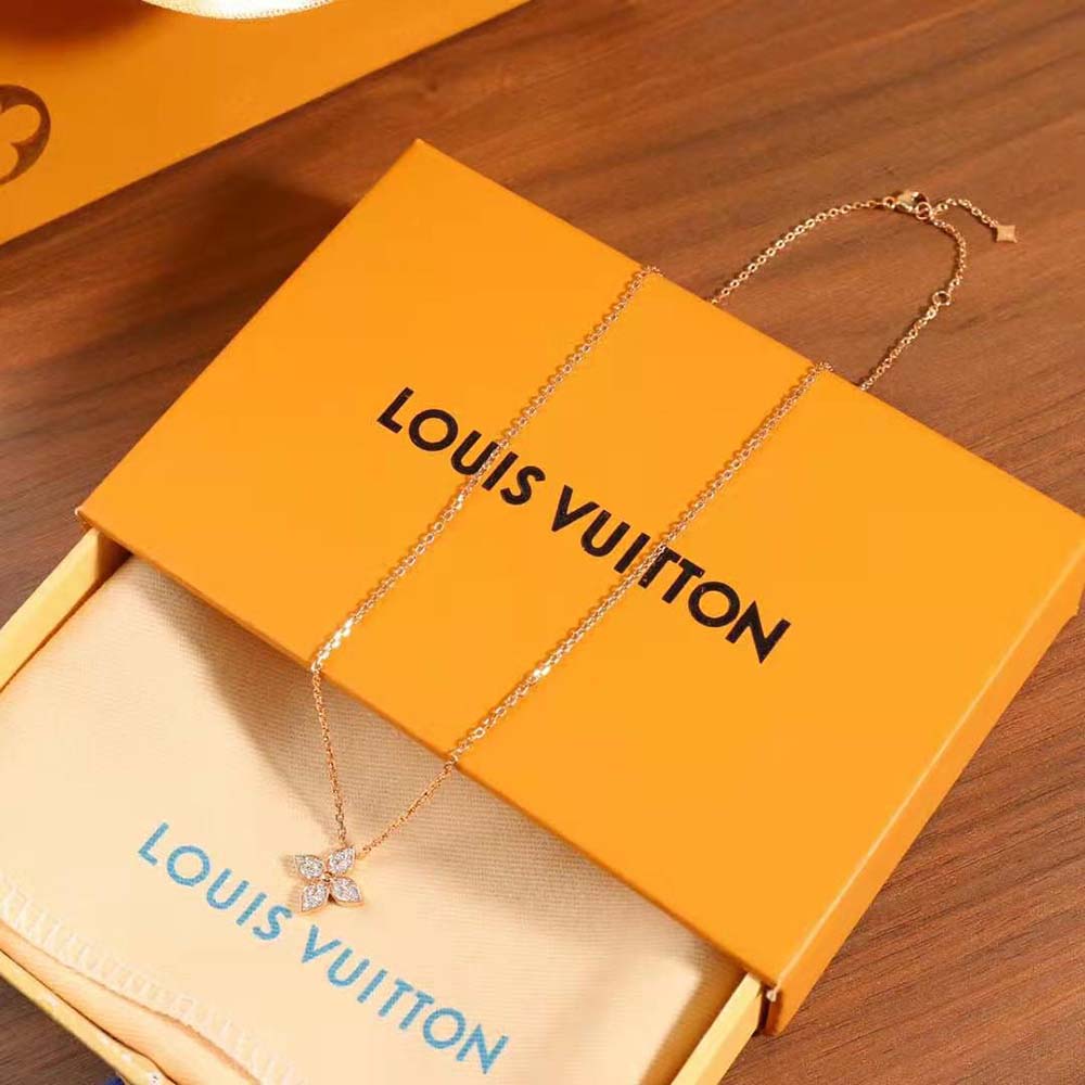 Louis Vuitton Women Idylle Blossom Pendant Pink Gold and Diamonds