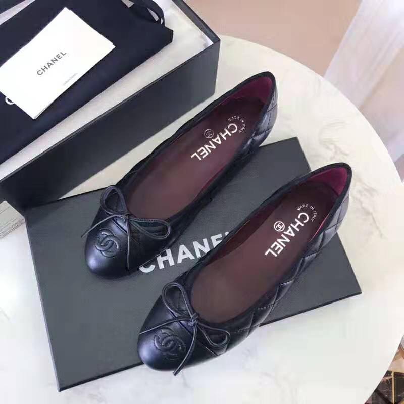Chanel Women Ballerinas in Aged Calfskin Leather-Black