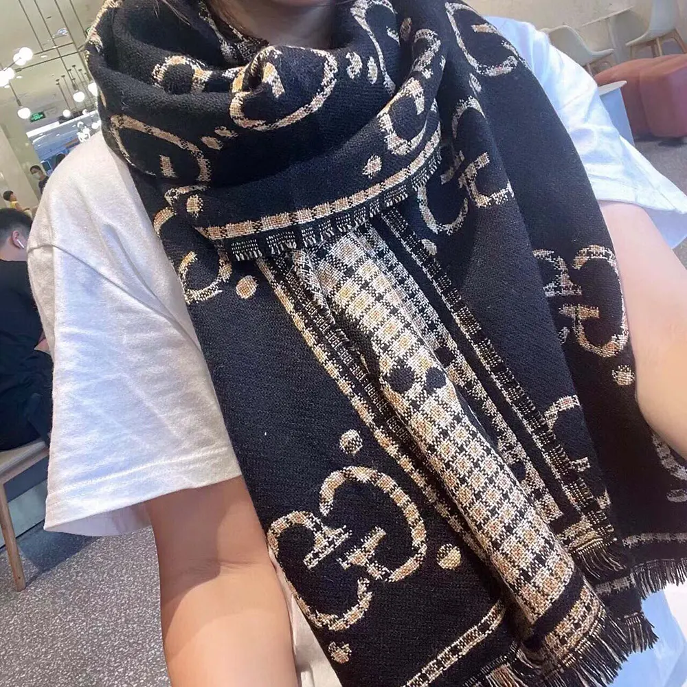 Gucci Unisex Check GG Wool Scarf-Black 6600254G3861066
