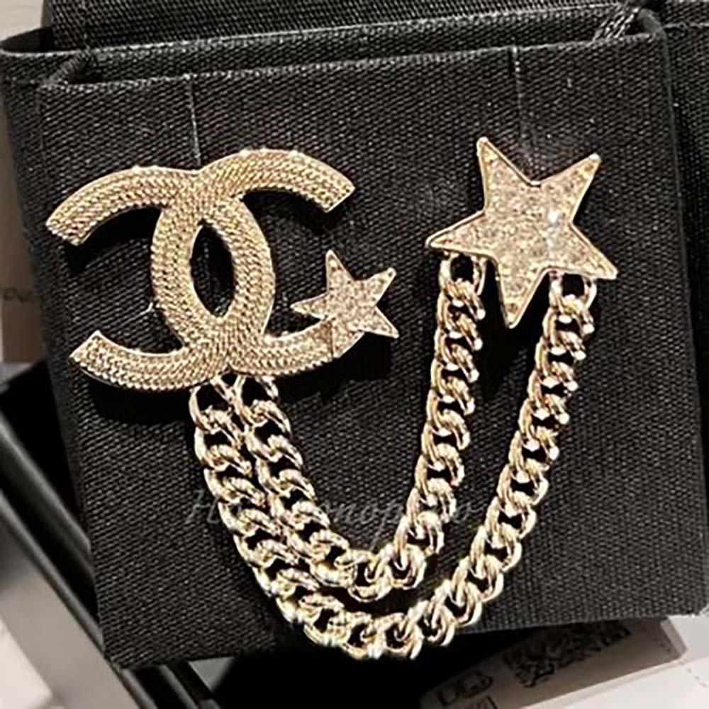 Chanel Women CC Brooch Metal Resin Diamantés Stars Gold Tone Metal