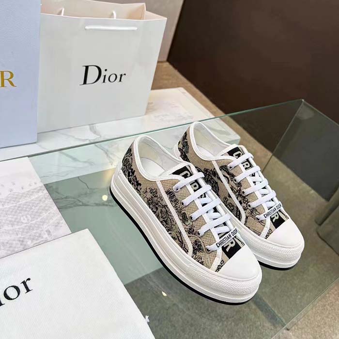 Dior CD Unisex Walk’n’Dior Sneaker Beige Black Embroidered Cotton Toile De Jouy Voyage