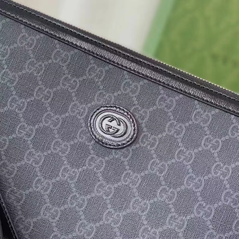 Gucci Unisex Messenger Bag Interlocking G Black GG Supreme Canvas Leather Zip Closure