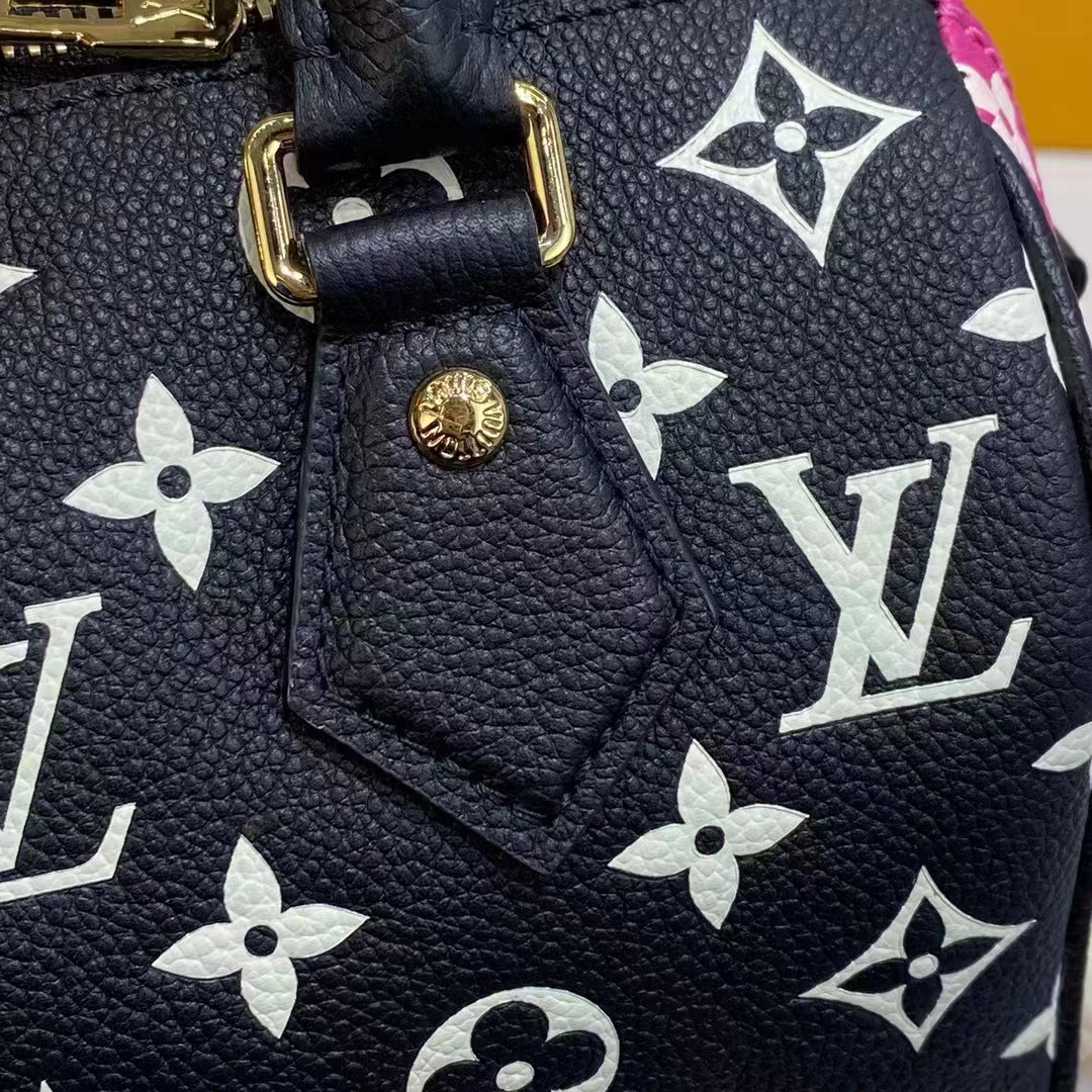 Louis Vuitton Women Speedy Bandouliere 20 Bag Black Printed Embossed Grained Cowhide