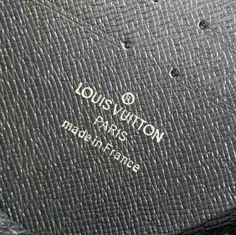 Louis Vuitton LV Unisex Pochette Voyage MM Black Taiga Cowhide Leather