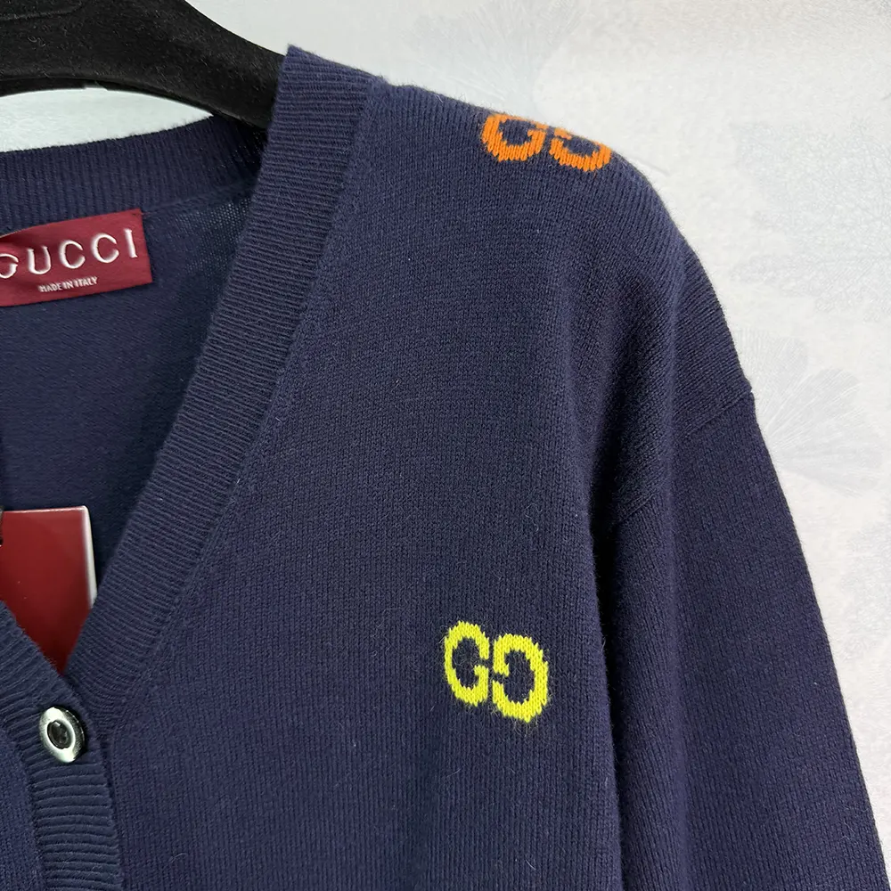 Gucci Women Fine Cashmere Cardigan with Intarsia 833671XKEYI