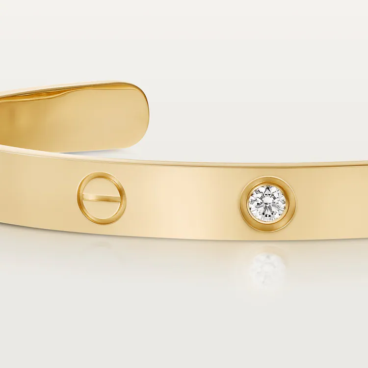 CARTIER LOVE BRACELET, 1 DIAMOND