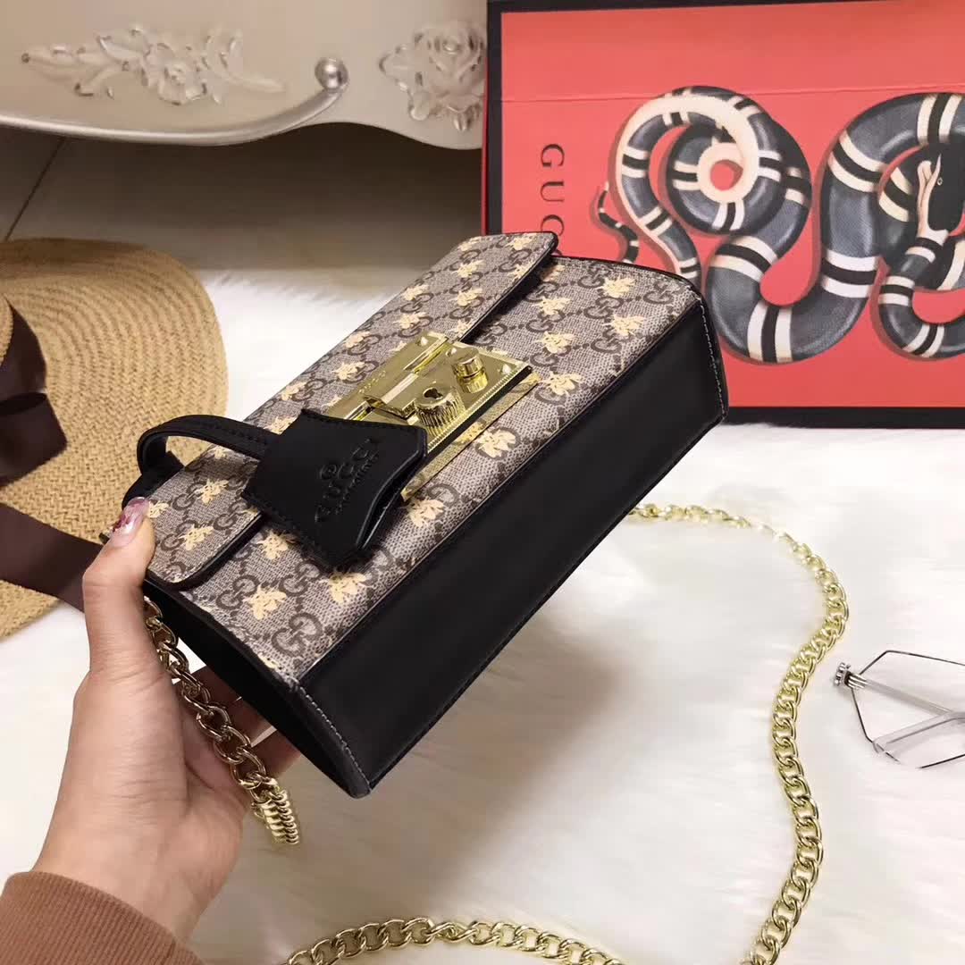 Gucci Padlock Small GG Bees Shoulder Bag in GG Supreme Canvas
