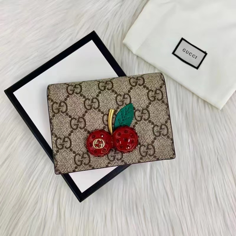 Gucci Unisex GG Supreme Card Case Wallet Cherries Canvas Five Card Slots
