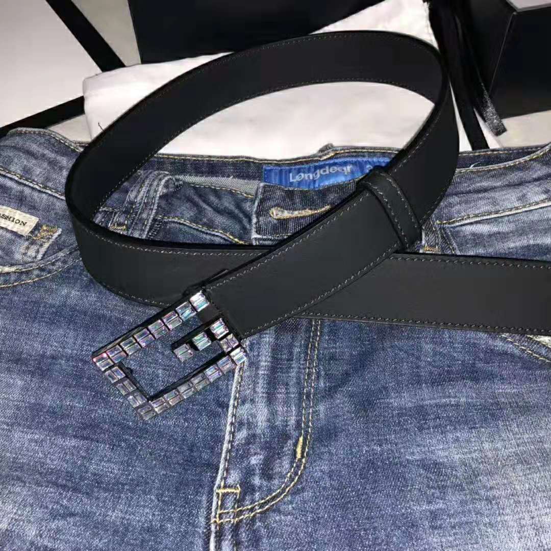 Gucci Unisex Leather Belt with Square G Buckle in 3.8cm Width-Black