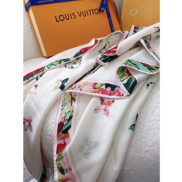 Louis Vuitton Women LV Garden Square 90 White Silk Inkjet Print Garden
