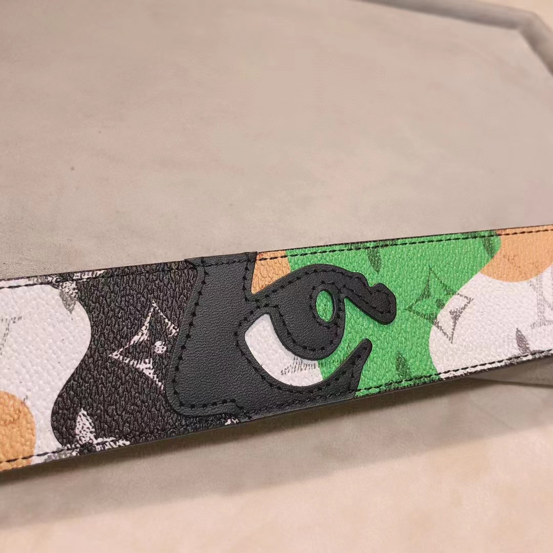 Louis Vuitton Unisex LV Initials 40 MM Reversible Belt Multicoloured Leather Metal Buckle