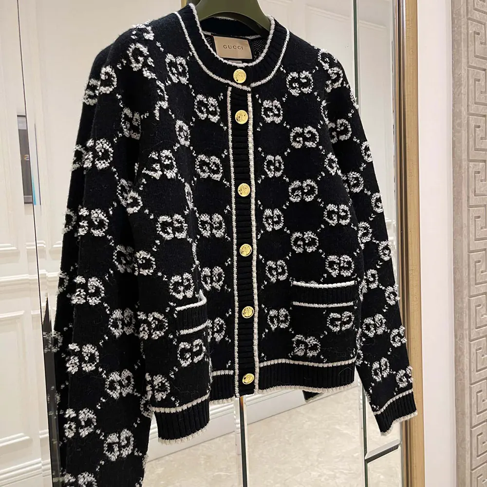 Gucci Women GG Wool Boucle Jacquard Cardigan 713300XKCNA1289