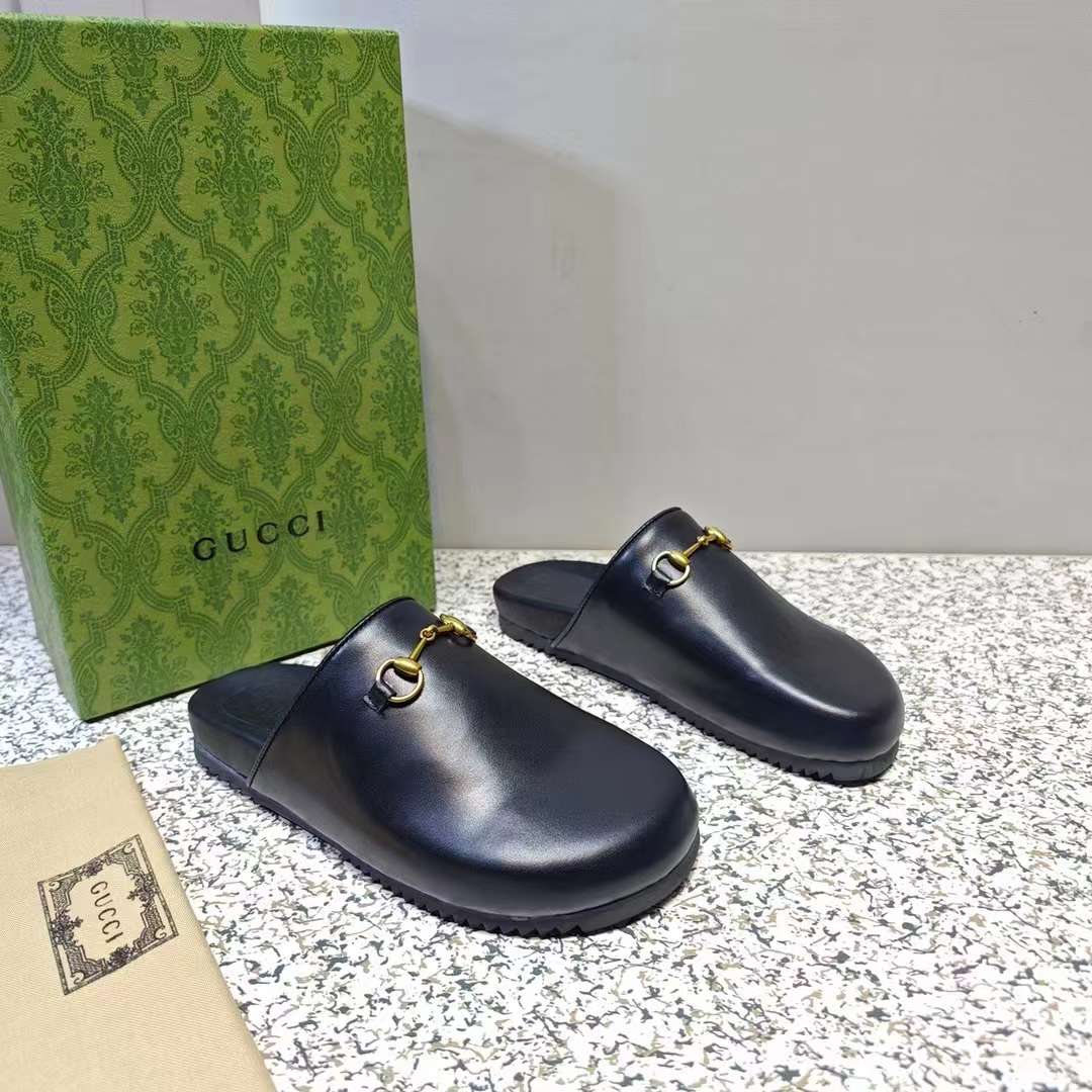 Gucci Unisex GG Horsebit Slipper Black Leather Gold-Toned Hardware Flat 2 CM Heel