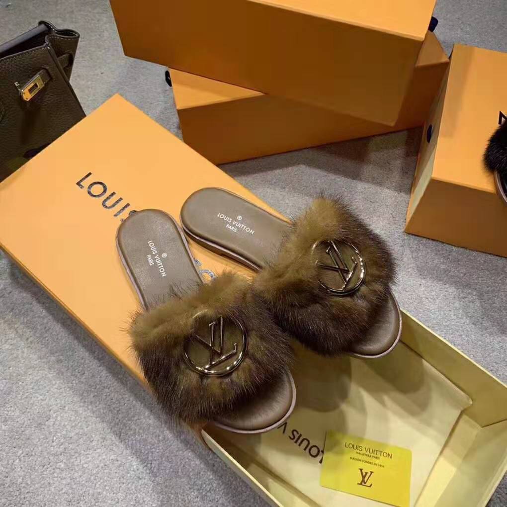 Louis Vuitton LV Women Lock It Mule in Mink and Leather-Brown