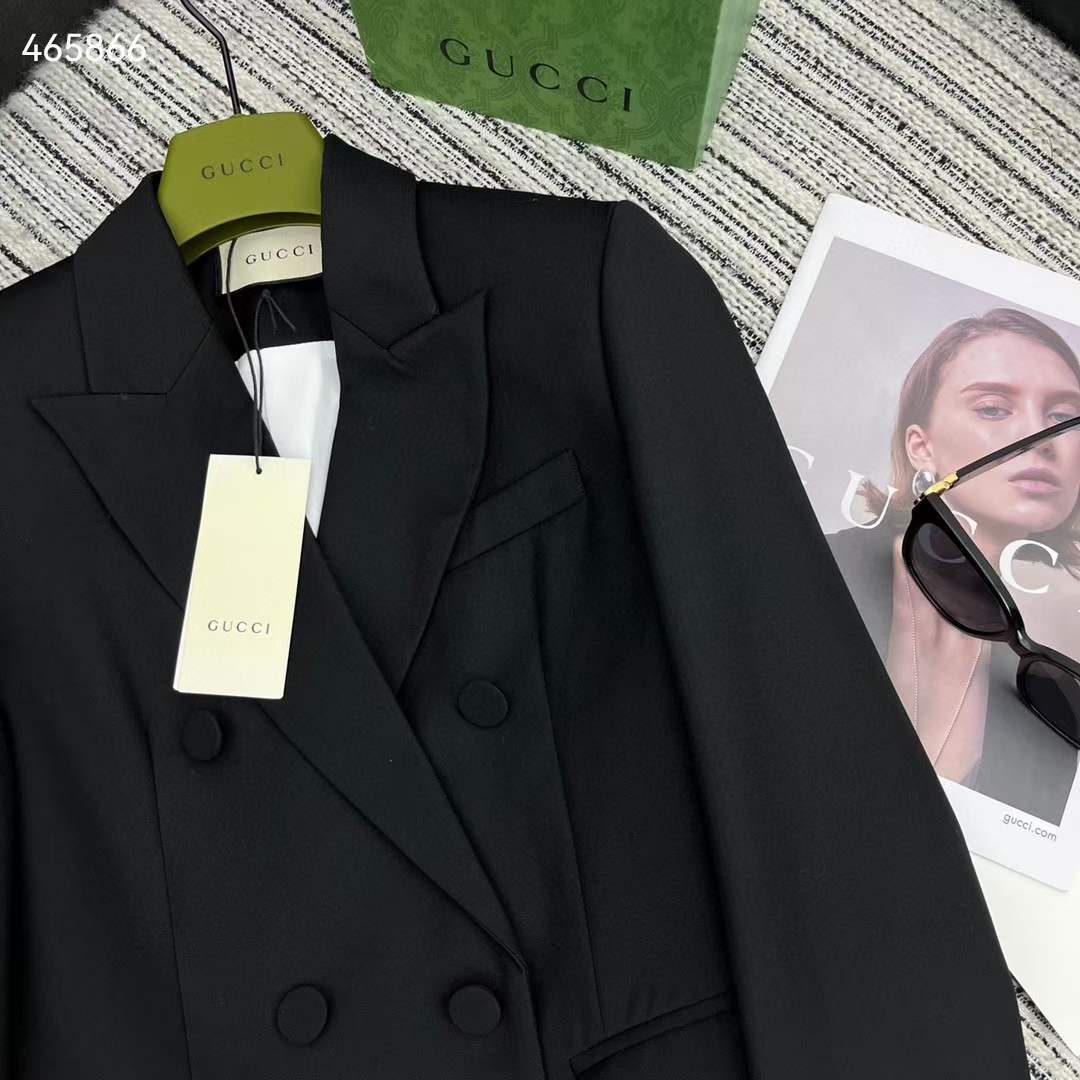 Gucci Women GG Double-Breasted Wool Jacket Slimmer Fitted Sleeves Button Closure