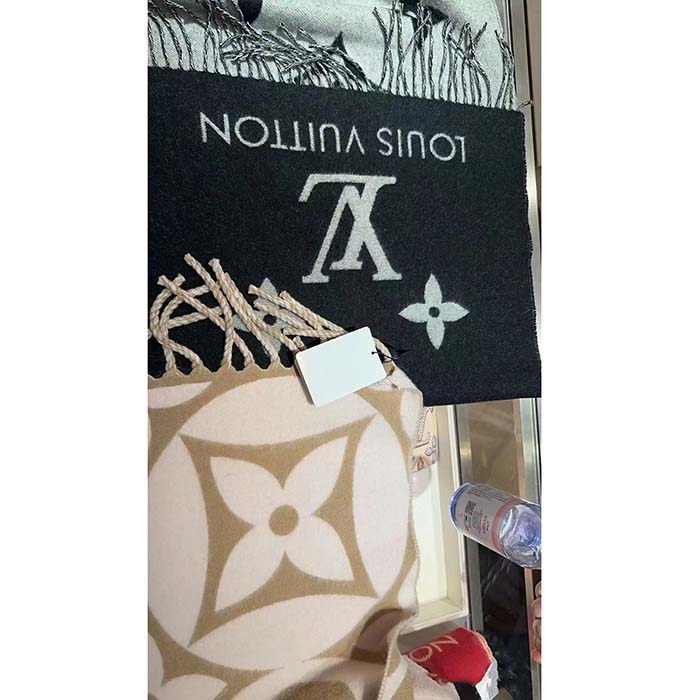 Louis Vuitton Unisex LV Medallion Scarf Black Wool Jacquard M79212