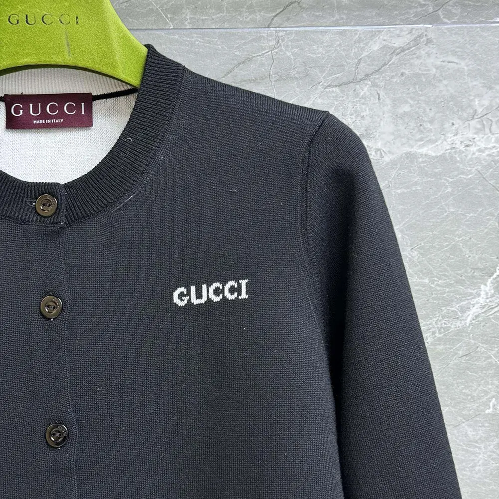 Gucci Women Wool Jacquard Cardigan with Intarsia 789673 XKD3P 1289