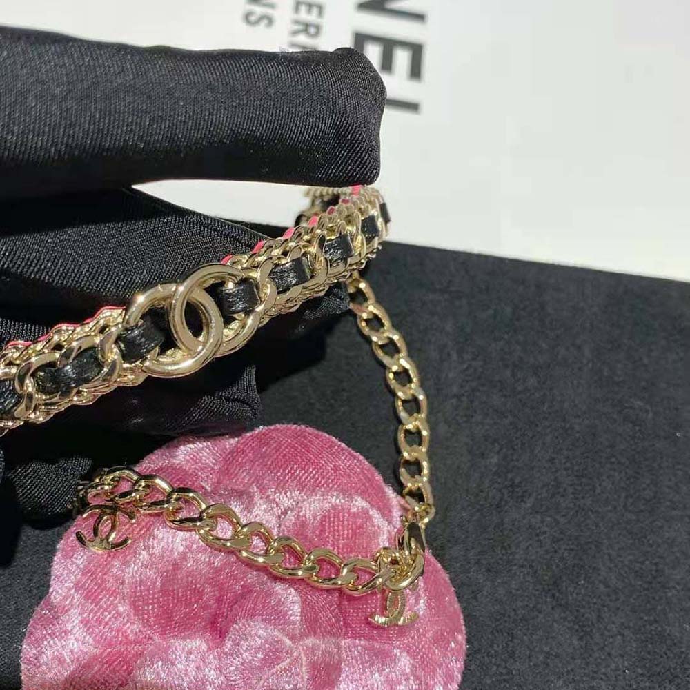 Chanel Women Choker in Metal and Calfskin