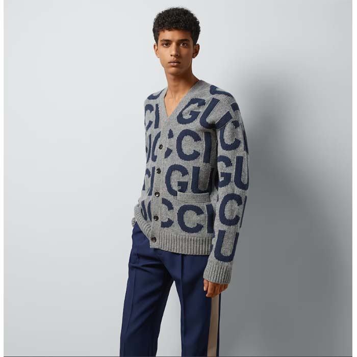 Gucci Men GG Cardigan Gucci Intarsia Grey Wool Blue V-Neck Dropped Shoulder Long Sleeves Two Pockets