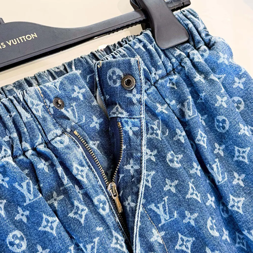 Louis Vuitton Women Monogram Denim Pants 1AI208