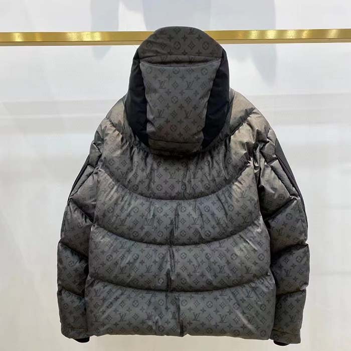 Louis Vuitton Men LV 2054 Heat Reactive Puffer Polyester Anthracite Regular Fit