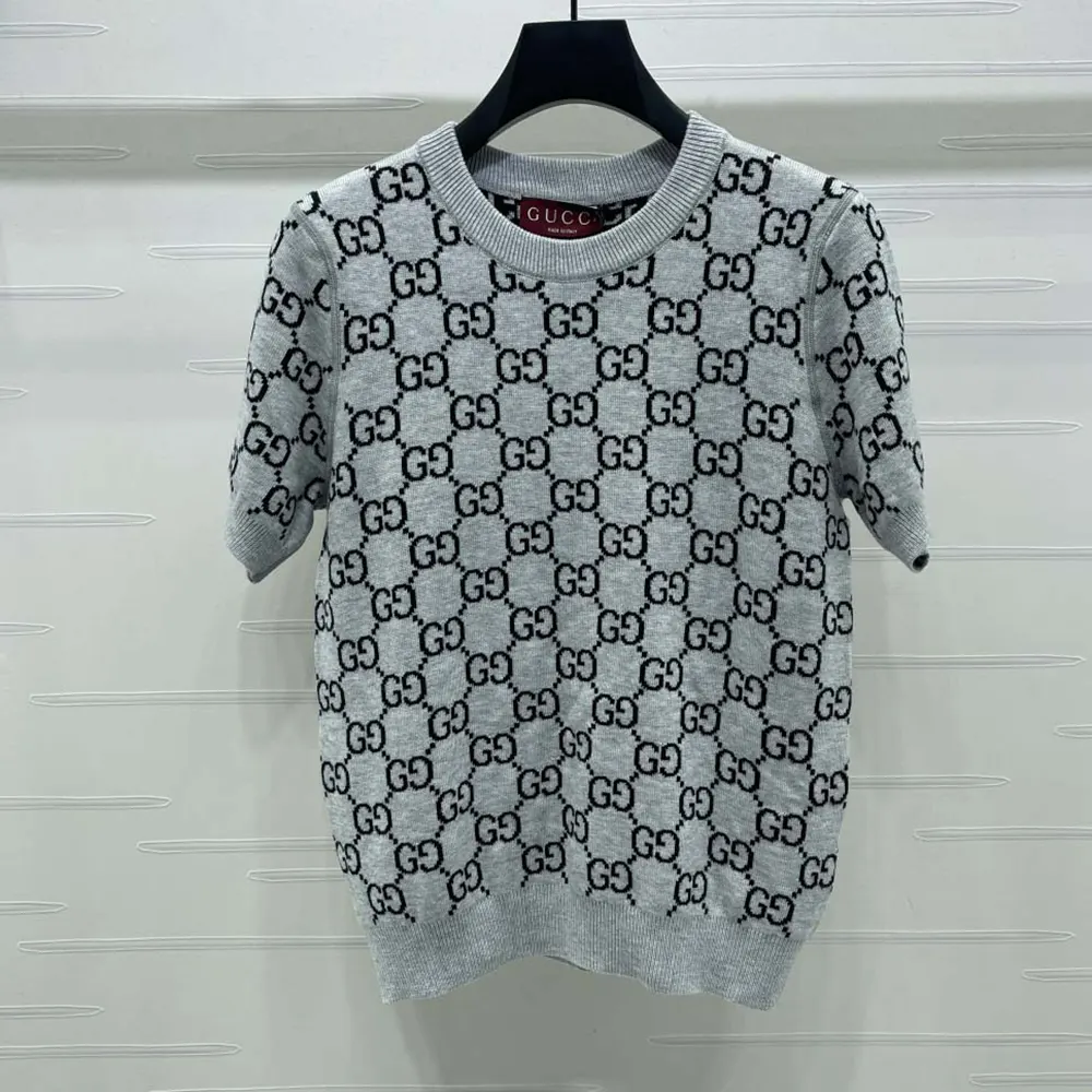 Gucci Women Reversible GG Wool Jacquard Top-Grey 798159XKD8T1045