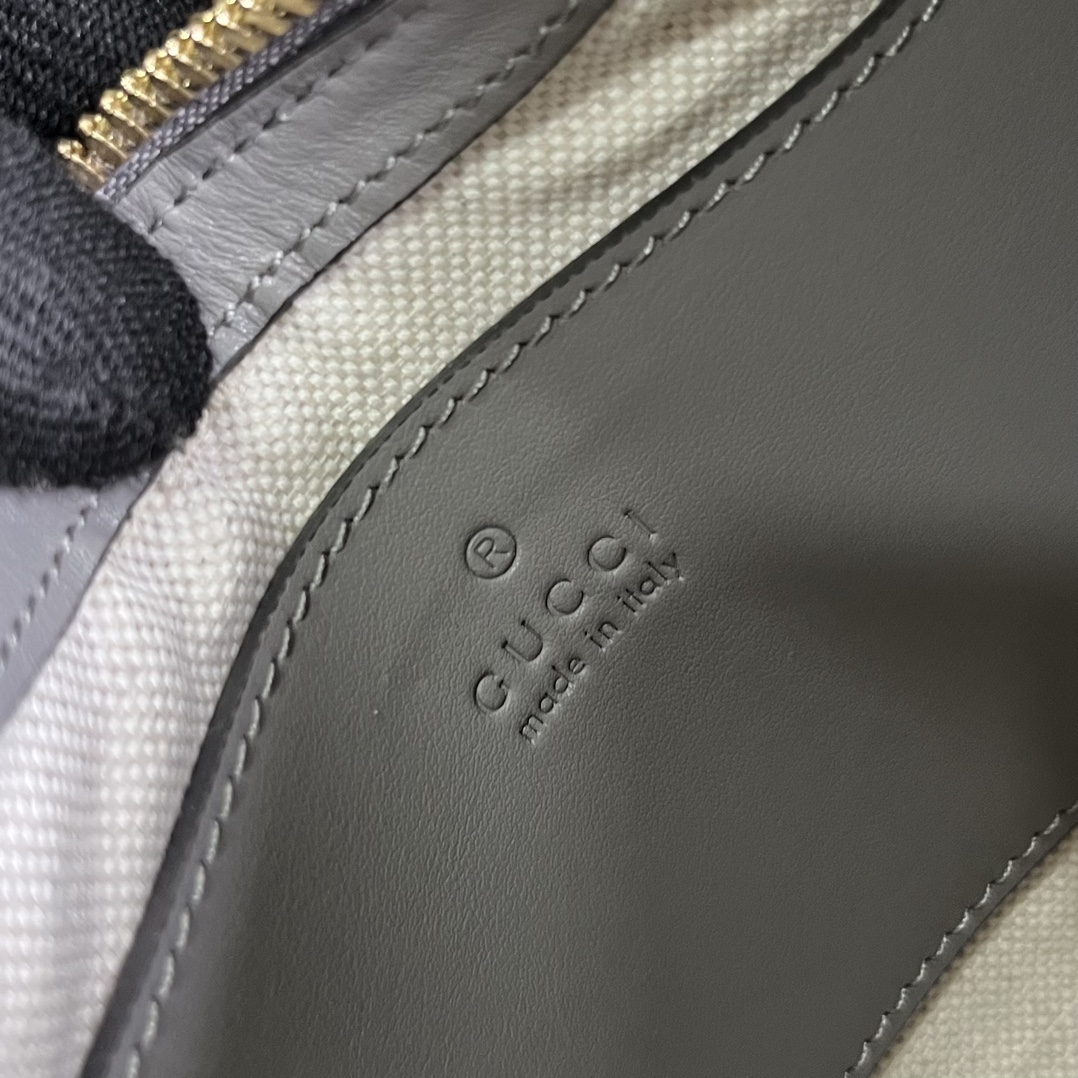 Gucci Women GG Matelassé Mini Bag Grey GG Matelassé Leather Double G