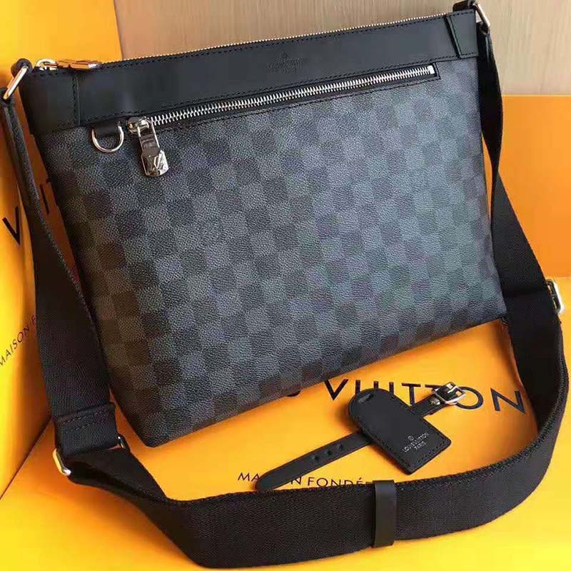 Louis Vuitton LV Men Mick PM Bag in Damier Graphite Canvas-Grey