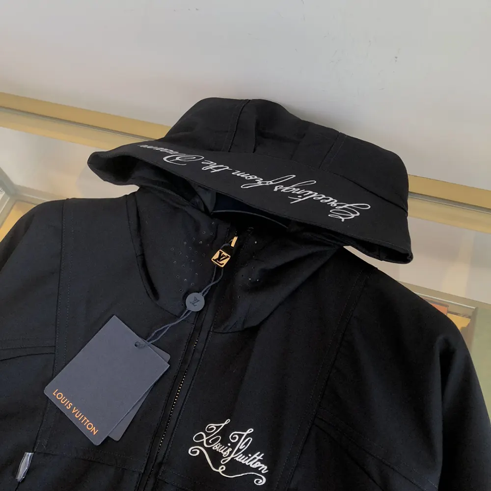 Louis Vuitton Women Technical Wool Parka 1AFRJ8