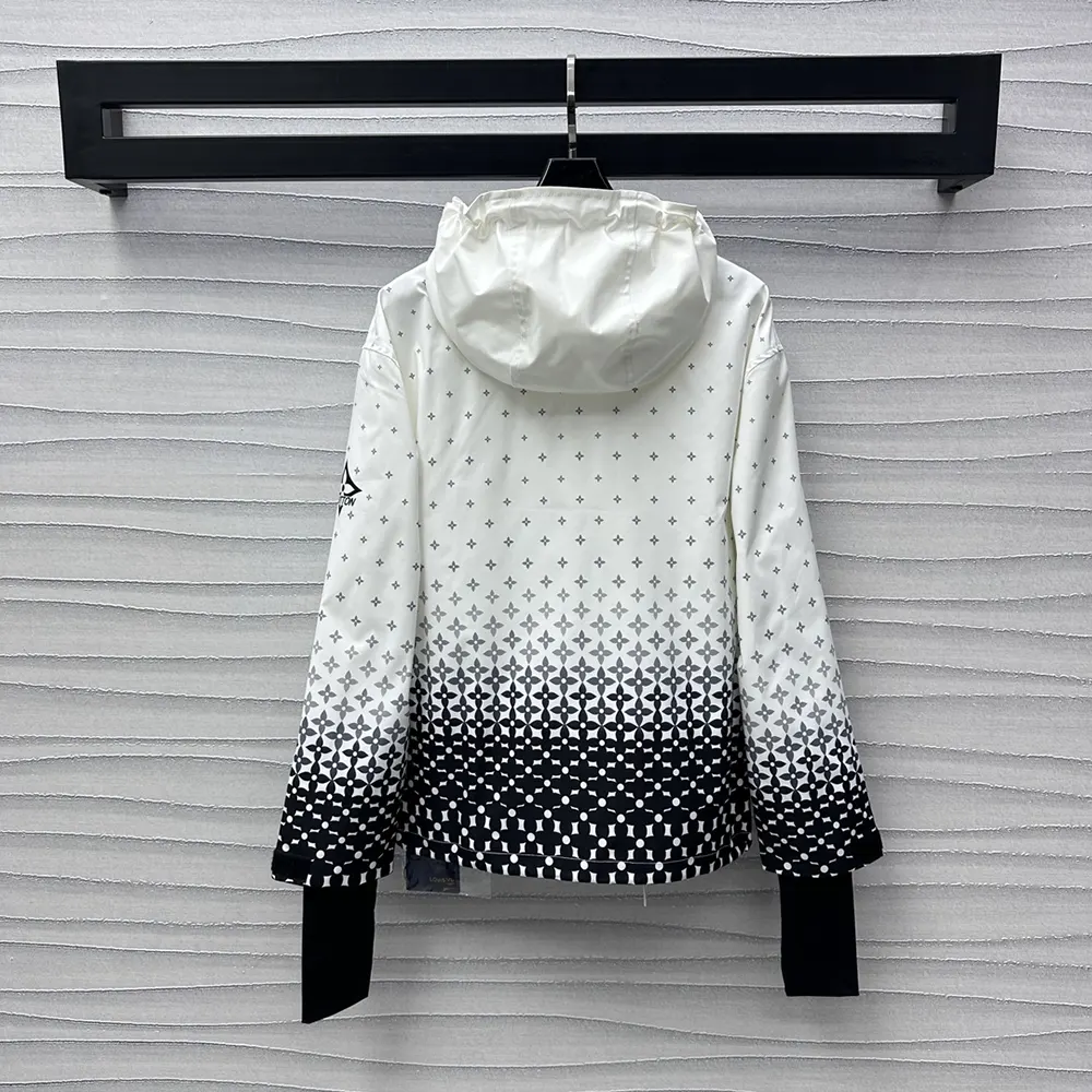 Louis Vuitton Women Ombré Monogram Shell Ski Jacket 1AGAQK