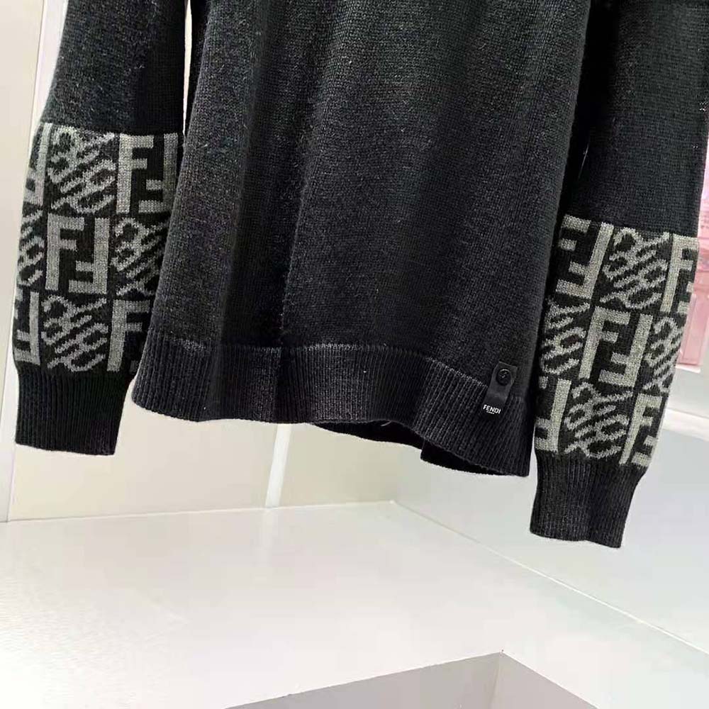 Fendi Men Black Wool Sweater with High Collar and Long Sleeves
