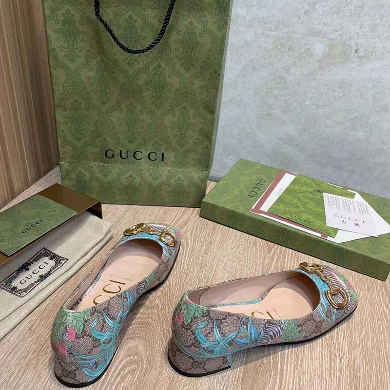 Gucci Women GG Tiger Mid-Heel Slingback Tiger Flower Beige Ebony Supreme Canvas