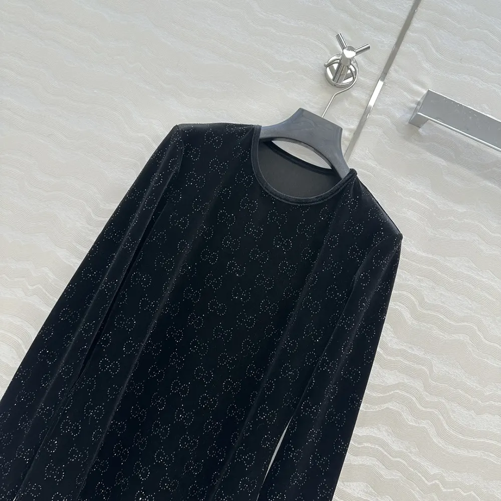 Gucci Women Embroidered Stretch Chenille Top 851690XUANY