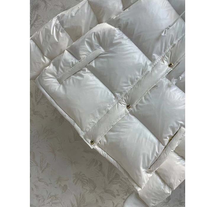 Louis Vuitton Women LV SKI Glossy Nylon Puffer Jacket Polyamide White