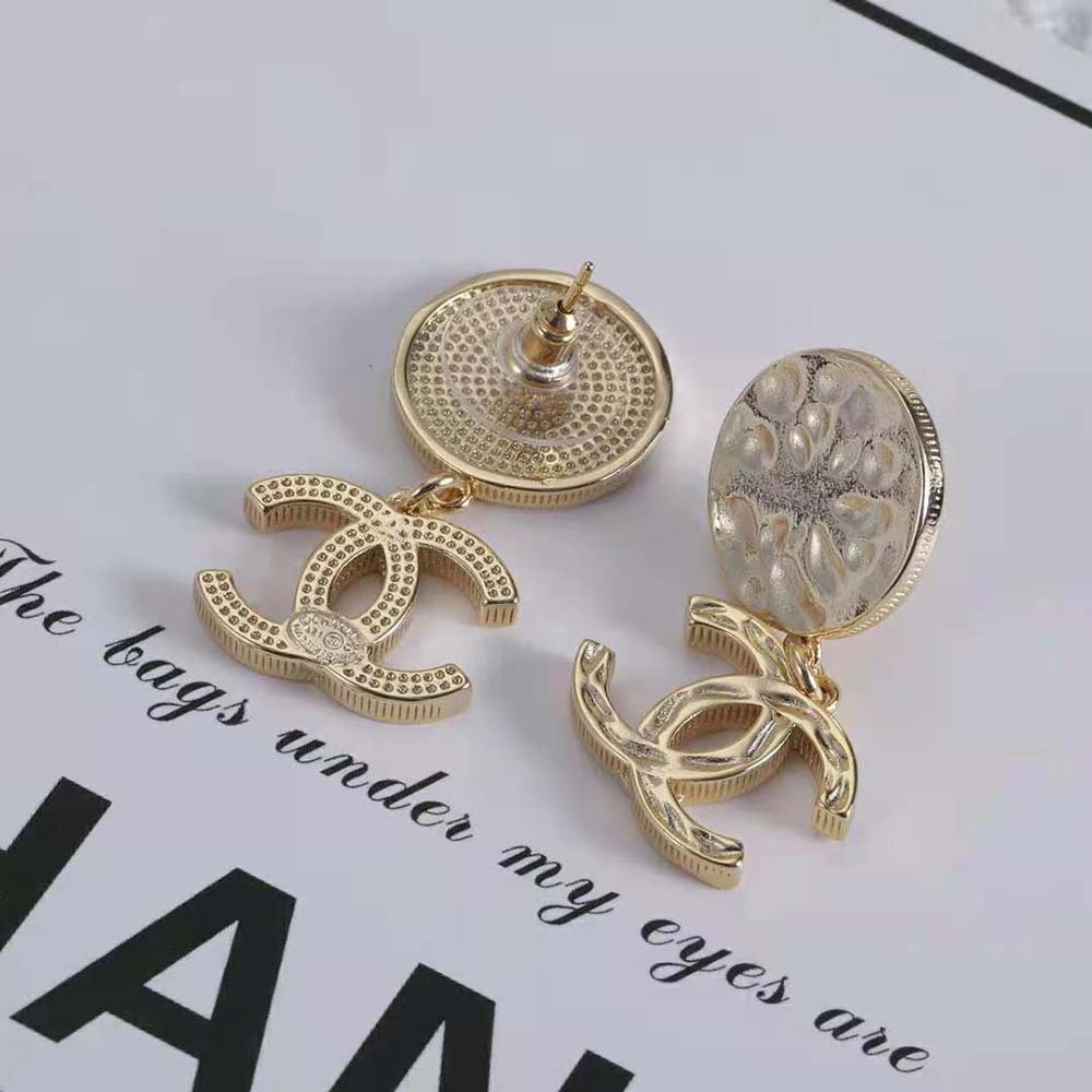 Chanel Women Pendant in Metal-Gold