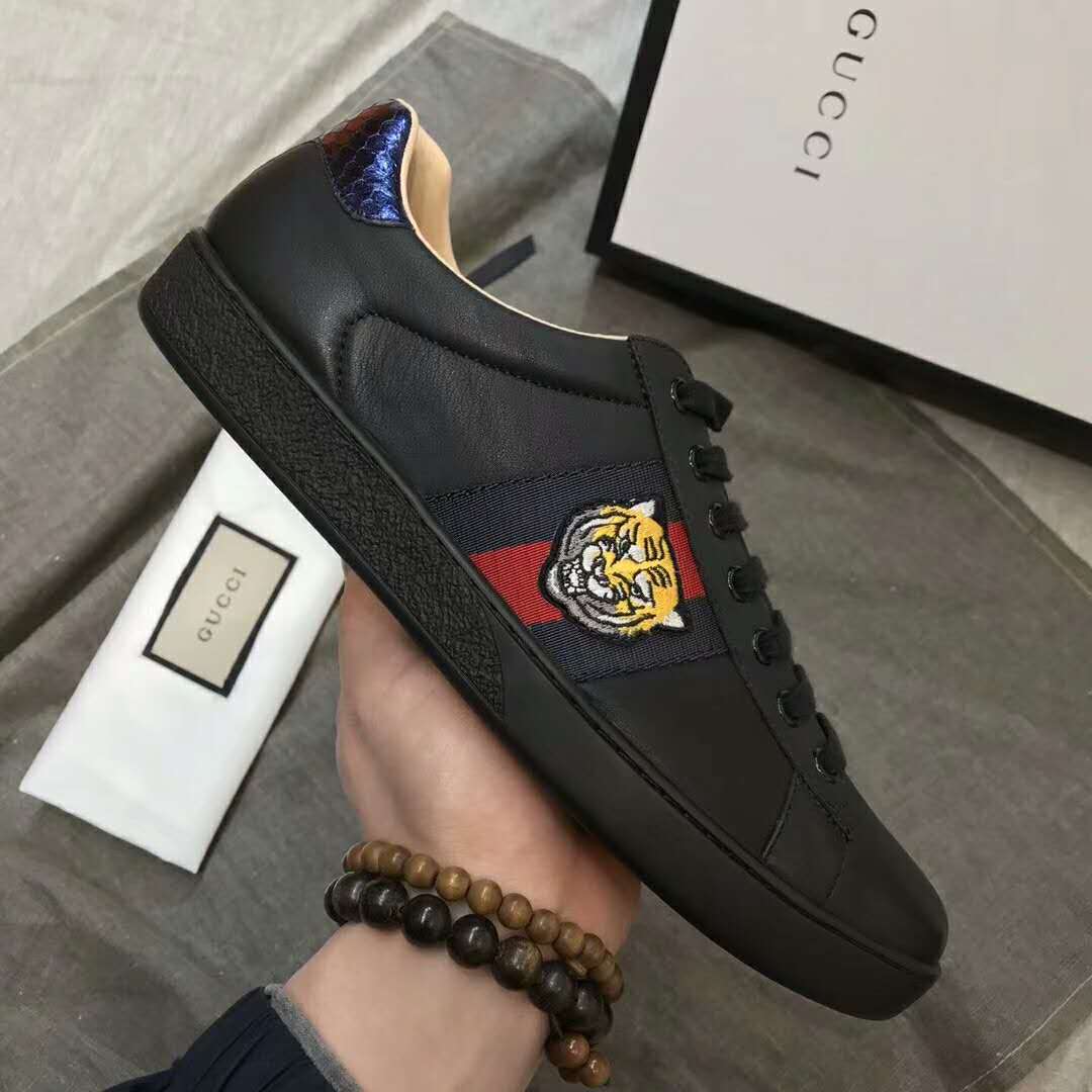 Gucci Men Ace Embroidered Sneaker Shoes with Tiger Web-Black