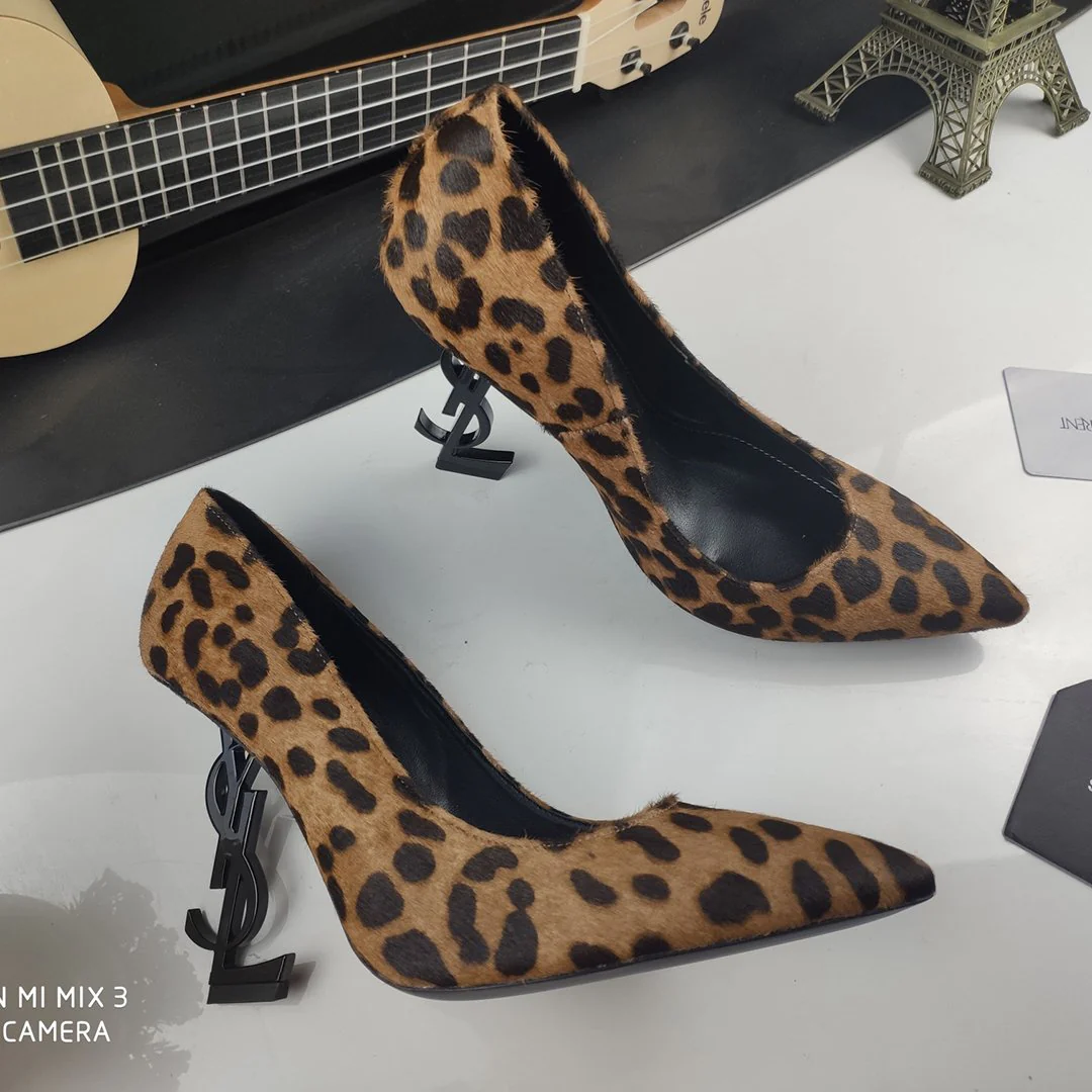 New Fashion Versatile High Heels 1024011512